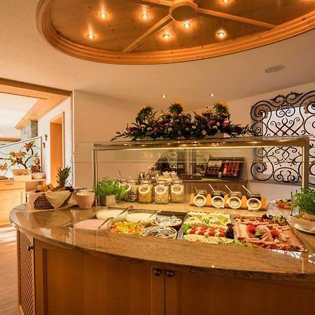 Naturhotel Am Sonnenhang Ой-Міттельберґ Екстер'єр фото