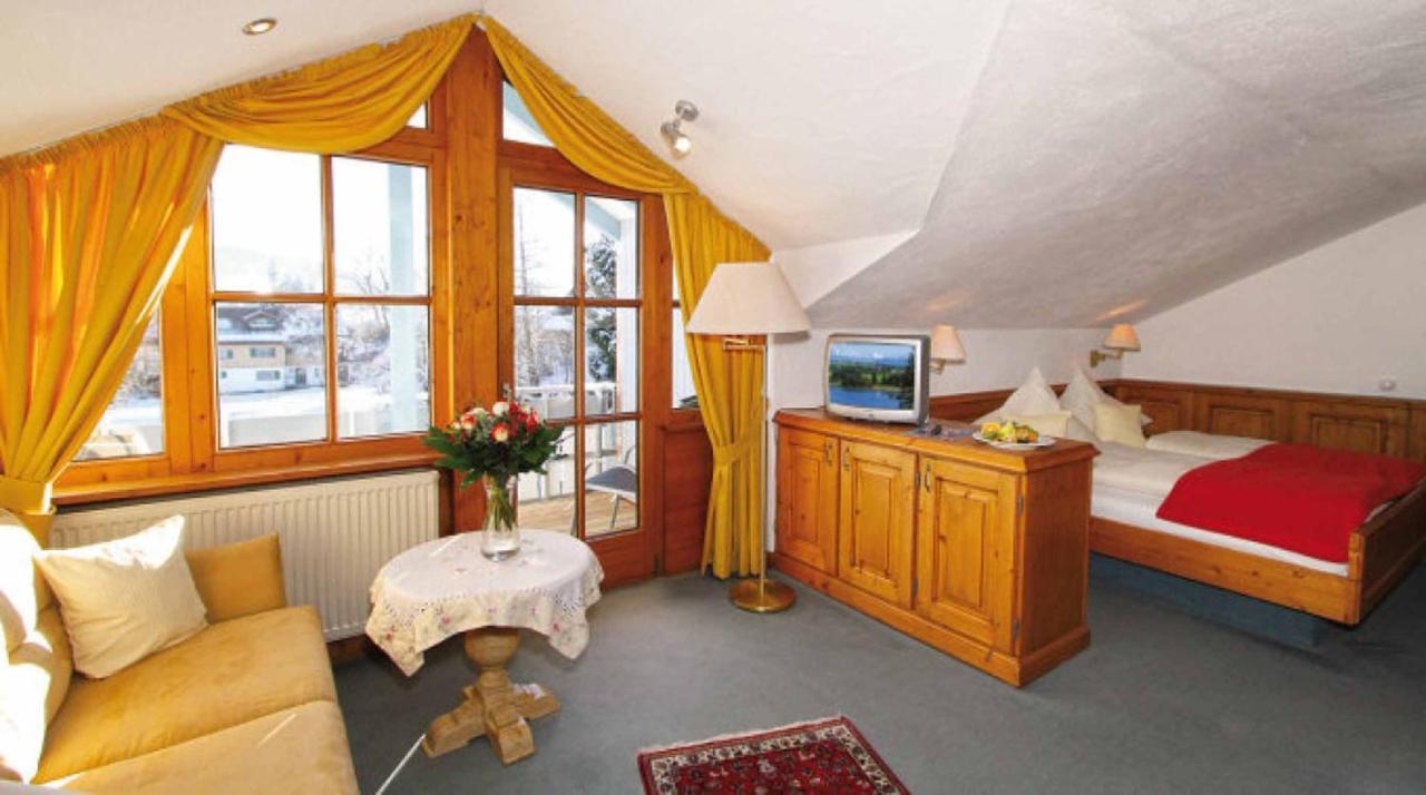 Naturhotel Am Sonnenhang Ой-Міттельберґ Екстер'єр фото